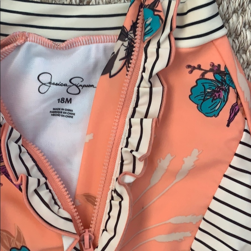 RARE New Jessica Simpson Rashguard Ruffle Swimsuit - Picture 4 of 7